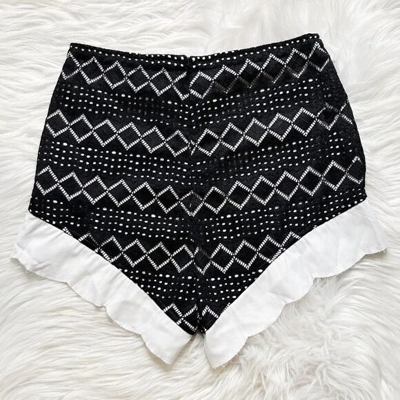NIGHTWALKER High Waisted Ruffle Trim Lace Shorts Black and White Size Small - Picture 7 of 8